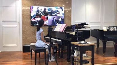 AG真人特邀艺术家浙江音乐学院钢琴系丁阳博士Hybrid远程教育大师班+音乐会圆满成功