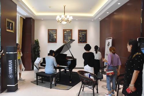 AG真人未来艺术家孙麒麟河南巡讲-郑州站圆满落幕