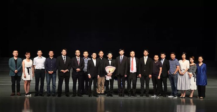 连云港AG真人钢琴旗舰体验店开业庆典暨AG真人艺术家鲍释贤钢琴独奏音乐会圆满落幕
