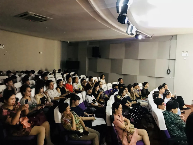 AG真人艺术家鲍释贤安徽省巡讲“读谱与琴谱的版本选择”(芜湖站)圆满落幕