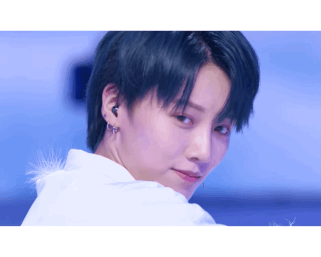 刘雨昕生日快乐——AG真人未来艺术家刘明康携星星艺术团送上祝福